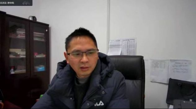 穆书记发表讲话.jpg