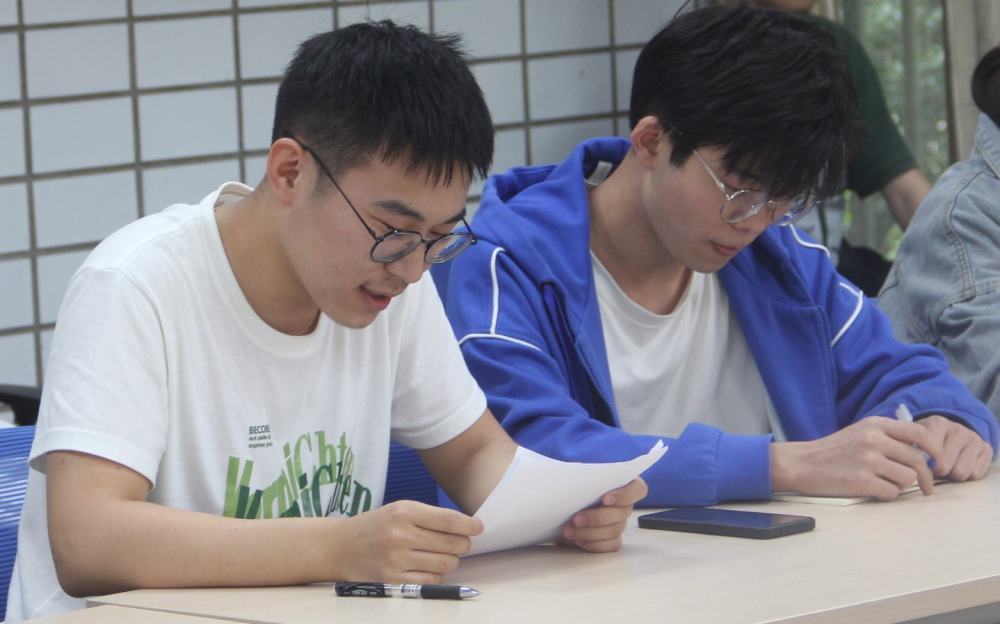 蜂蜜浏览器_2.学生发言1.jpg
